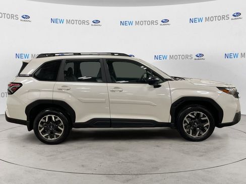 Used 2025 Subaru Forester image 8