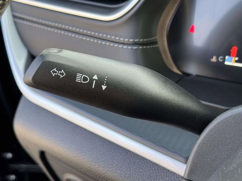 New 2025 Jeep Grand Cherokee L Altitude image 24