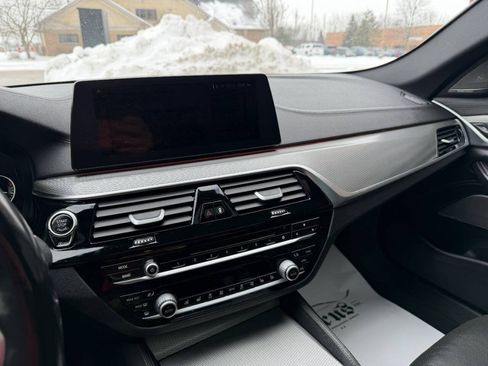 Used 2018 BMW M550i xDrive w/ Driving Assistance Package image 16