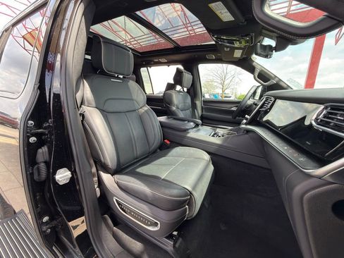 Certified 2024 Jeep Grand Wagoneer Series II w/ Quick Order Packagew 28T image 45