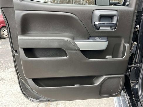 Used 2018 Chevrolet Silverado 2500 LTZ w/ Duramax Plus Package image 17