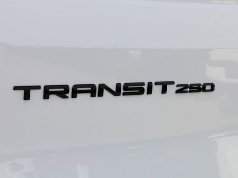 New 2026 Ford Transit 250 148 Medium Roof RWD image 9