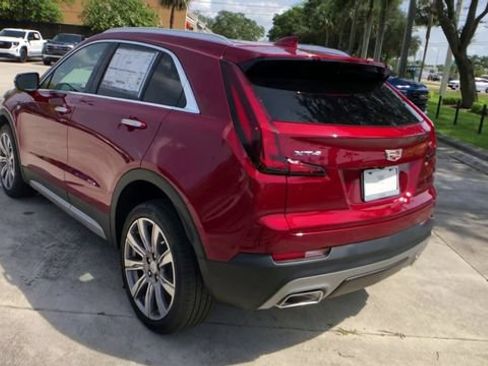 Certified 2023 Cadillac XT4 Premium Luxury FWD image 11