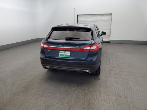 Used 2016 Lincoln MKX Reserve w/ Driver Assistance Package AWD/4WD image 7