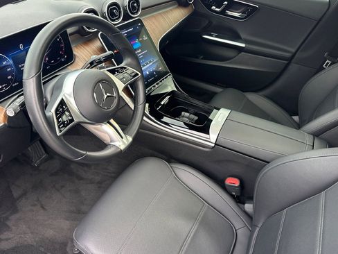 Used 2025 Mercedes-Benz C 300 4MATIC Sedan image 10