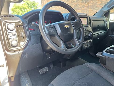 Used 2022 Chevrolet Silverado 1500 Custom AWD/4WD image 15