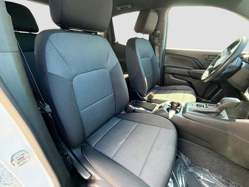 Used 2023 Chevrolet Colorado W/T image 14