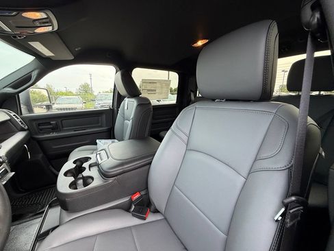 New 2027 RAM 3500 Tradesman AWD/4WD image 14