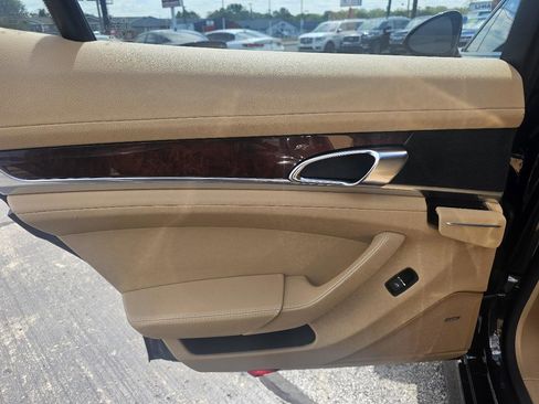 Used 2012 Porsche Panamera image 44