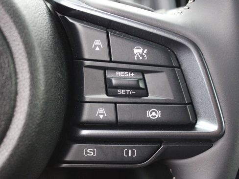 Used 2025 Subaru Forester Limited AWD/4WD image 15