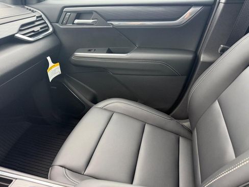 New 2025 GMC Acadia Elevation w/ Elevation Premium Package image 16