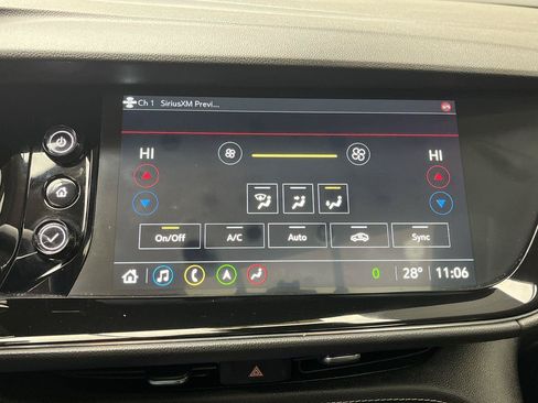 Used 2023 Buick Envision Avenir AWD/4WD image 20