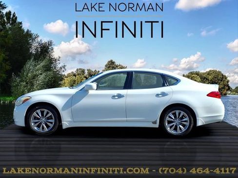 Used 2011 INFINITI M37 w/ Premium Pkg RWD image 22