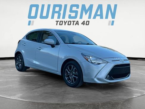 Used 2020 Toyota Yaris LE image 8