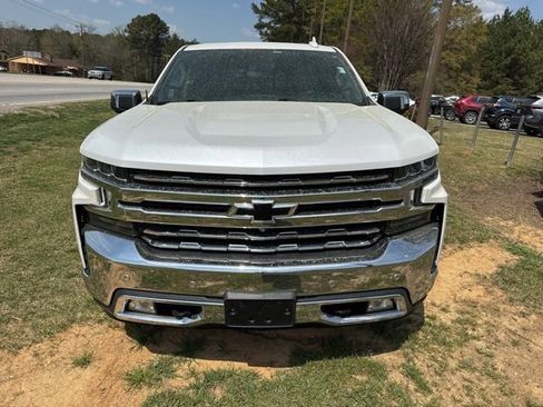 Used 2019 Chevrolet Silverado 1500 LTZ w/ LTZ Premium Package image 2