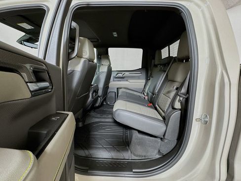 New 2026 Chevrolet Silverado 1500 ZR2 AWD/4WD image 13