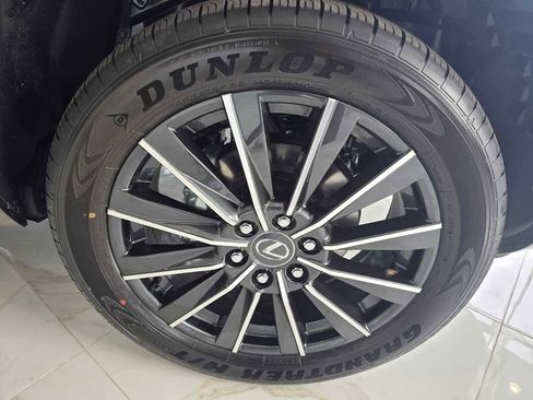 New 2026 Lexus GX 550 image 9