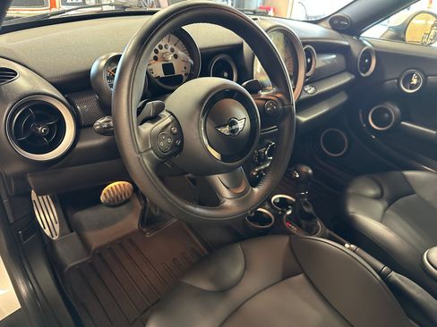 Used 2013 MINI Cooper Roadster S FWD image 19