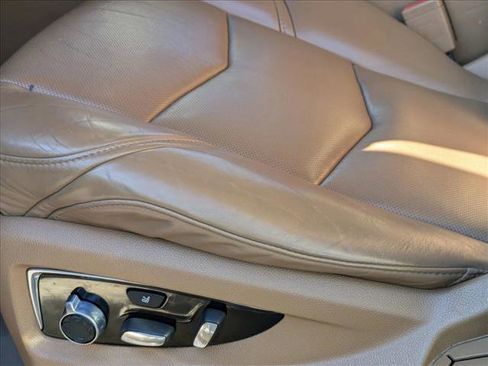 Used 2016 Cadillac Escalade Platinum image 4