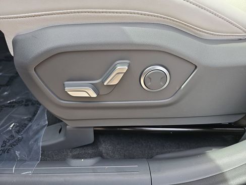 New 2026 Hyundai Santa Fe SEL FWD image 30
