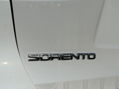 Used 2020 Kia Sorento SX AWD/4WD image 35