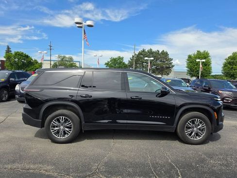 Used 2024 Chevrolet Traverse LS w/ LPO, Floor Liner Package FWD image 6