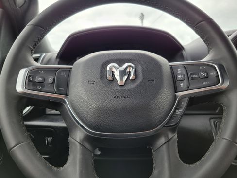 Used 2026 RAM 2500 Big Horn AWD/4WD image 9