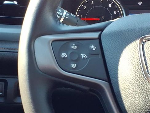 Used 2021 GMC Acadia AT4 image 23