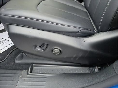 New 2026 Chrysler Pacifica Select w/ S Appearance Package image 26