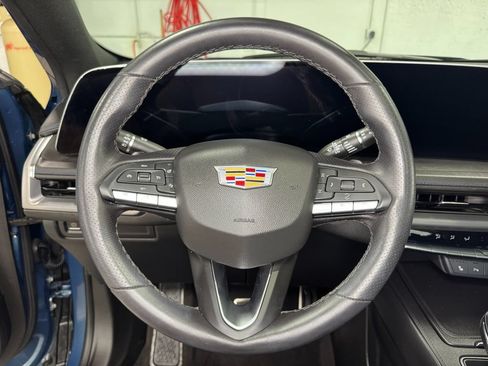 Used 2024 Cadillac XT4 Sport w/ Active Safety Package AWD/4WD image 15