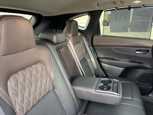 Used 2025 Nissan Murano Platinum w/ Cargo Package image 10