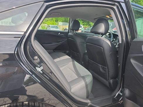 Used 2013 Hyundai Sonata SE FWD image 25