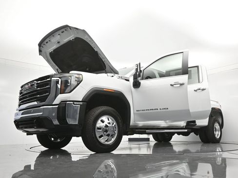 Used 2024 GMC Sierra 3500 SLT w/ SLT Premium Package AWD/4WD image 52