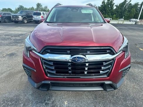 Used 2025 Subaru Ascent Premium AWD/4WD image 2
