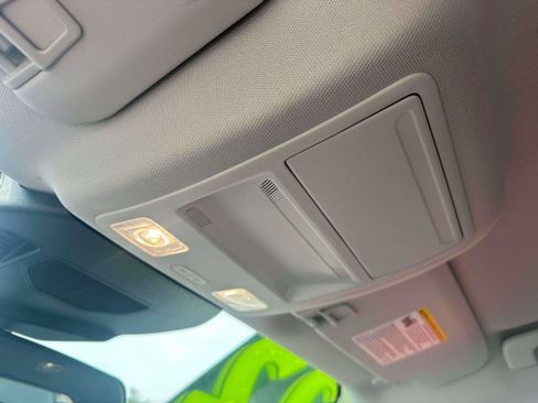 Used 2022 Ford Escape SE w/ Cold Weather Package image 30