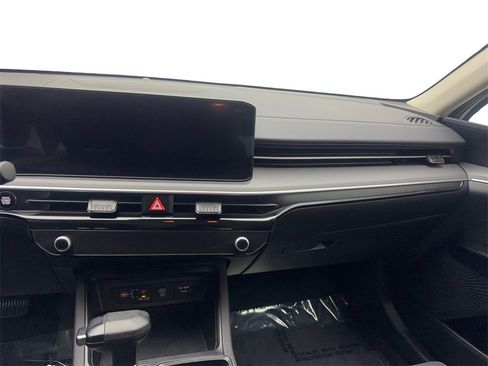 Used 2025 Kia K5 LXS image 54