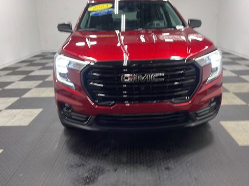 Used 2023 GMC Terrain SLT w/ Tech Package AWD/4WD image 26