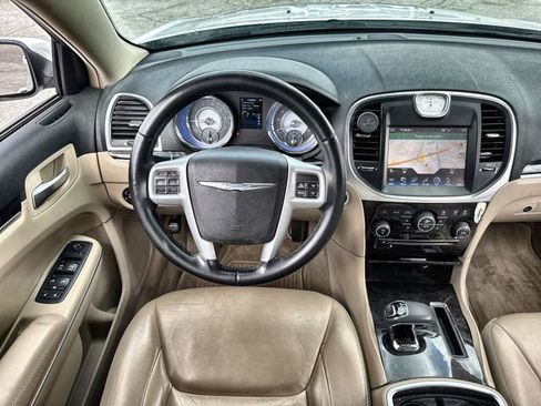 Used 2014 Chrysler 300 AWD w/ Driver Convenience Group image 14