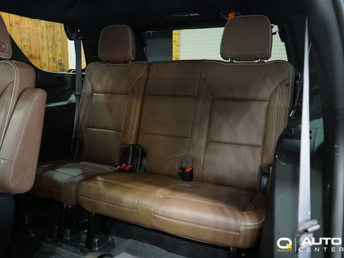 Used 2023 Chevrolet Tahoe High Country AWD/4WD image 37