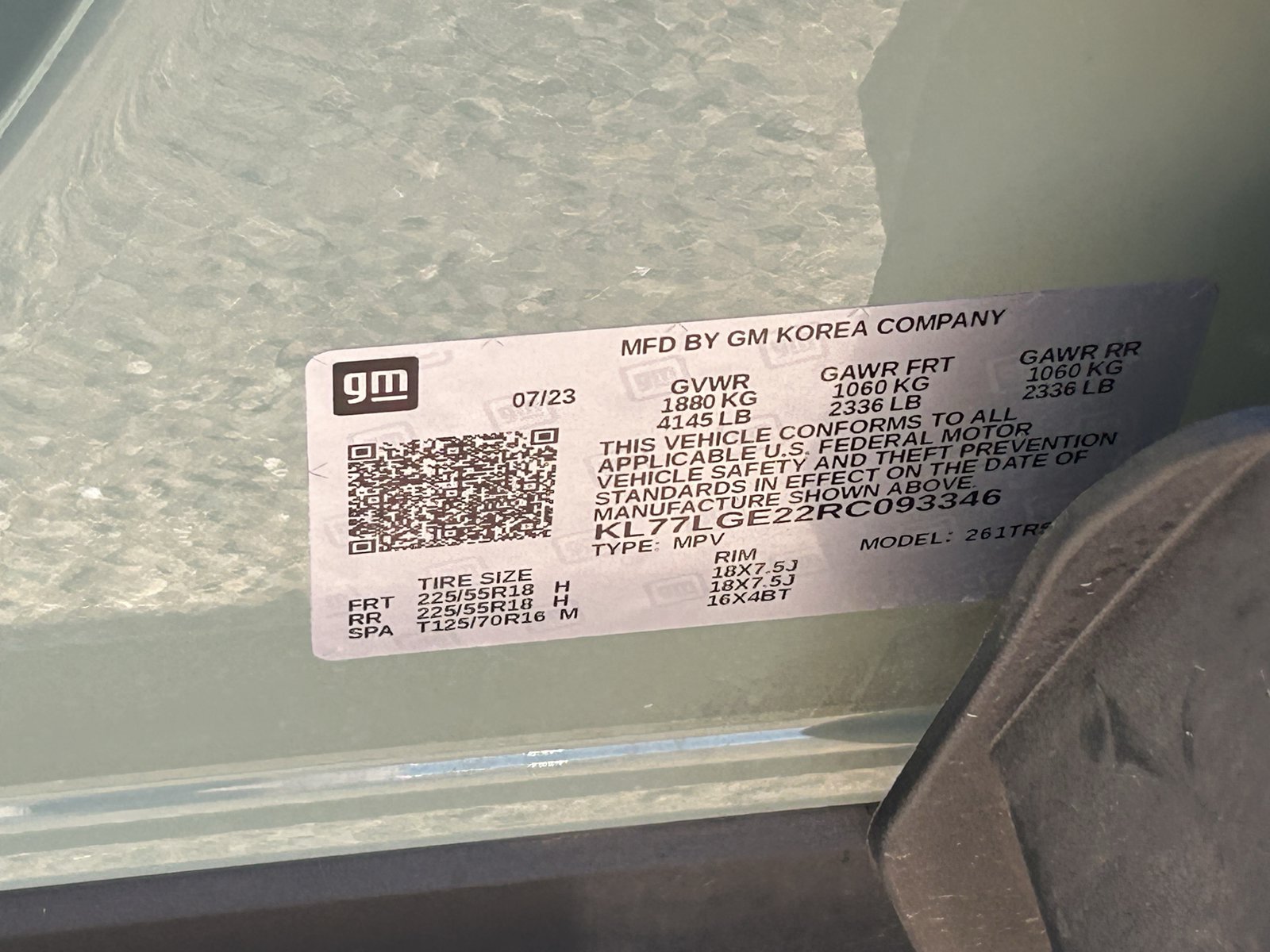 Certified 2024 Chevrolet Trax RS FWD image 32