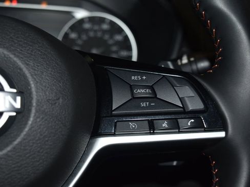 Certified 2025 Nissan Altima 2.5 SR image 8