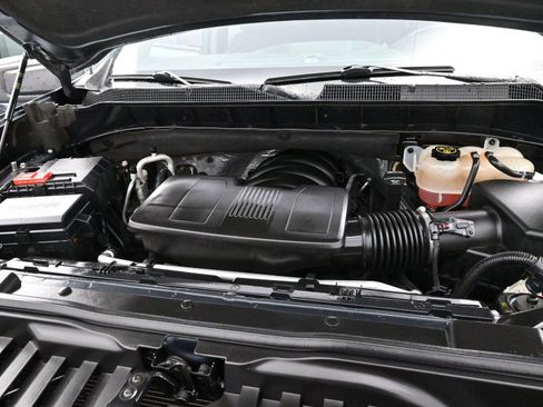 Used 2020 Chevrolet Silverado 1500 RST image 34