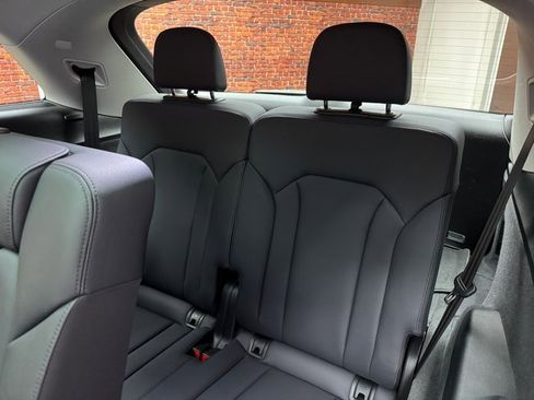 Used 2024 Audi Q7 2.0T Premium Plus image 24