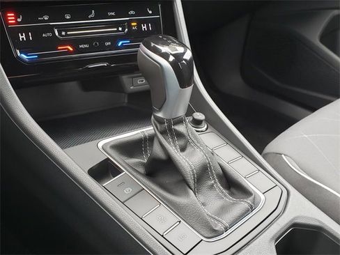 New 2026 Volkswagen Jetta Sport image 11