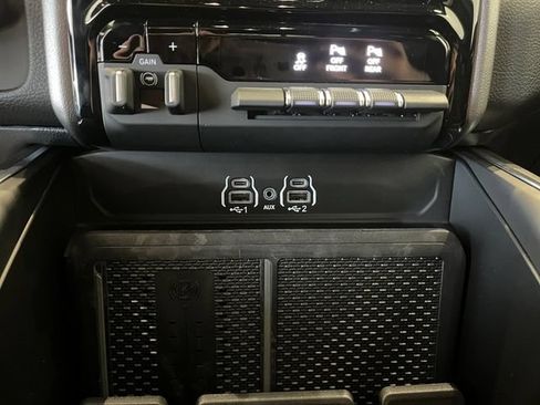 New 2026 RAM 1500 Big Horn AWD/4WD image 44