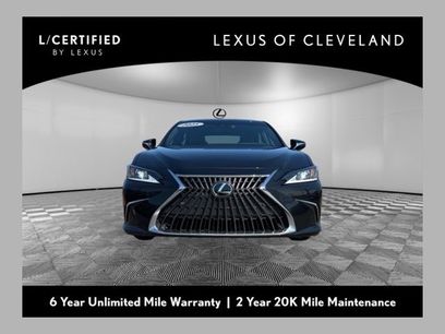 Used 2025 Lexus ES 350 w/ Premium Package