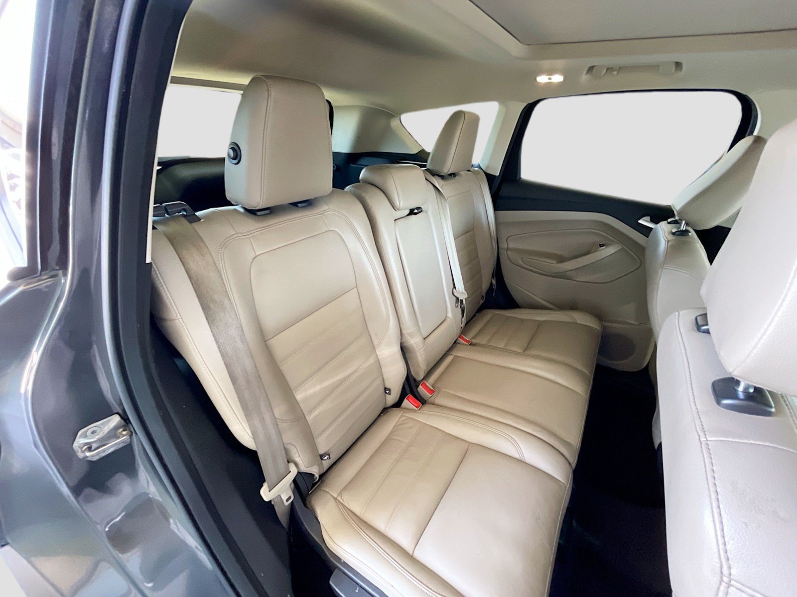 Used 2018 Ford Escape SEL FWD image 16