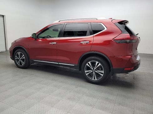 Used 2018 Nissan Rogue SL image 3
