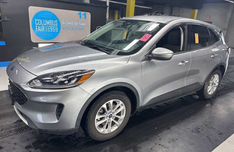 Used 2021 Ford Escape SE w/ Convenience Package FWD image 1