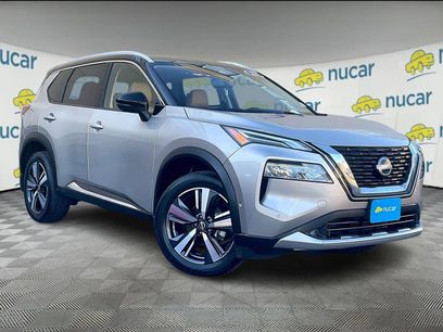 Used 2022 Nissan Rogue Platinum w/ Head-Up Display Package